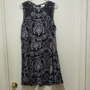 Forever 21 Black and White Patterned Lace Mini Dress